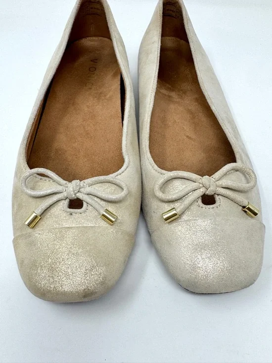 Vionic Klara Ballet Flats – Gold Metallic Leather - Picture 3 of 10